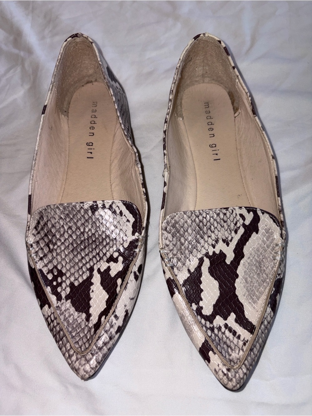 Madden Girl Snake-Print Pointed Toe Flats - Gray/Black - Picture 4 of 5